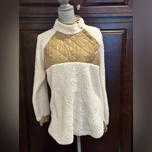 Natural Reflections White Sherpa with tan snap closure size XL